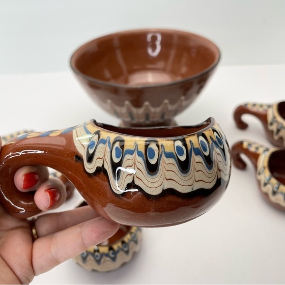 Bulgarian Pottery Pedestal Bowl & 6 Cups - Picture 7 of 13